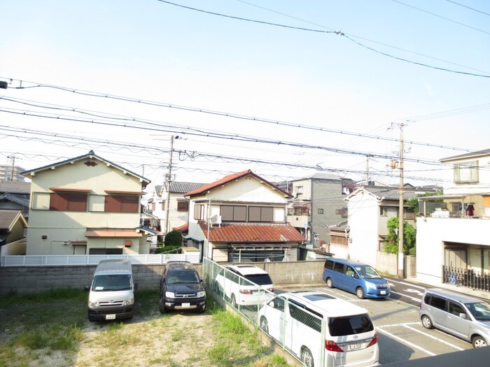 物件内観写真16　(室内からの展望)