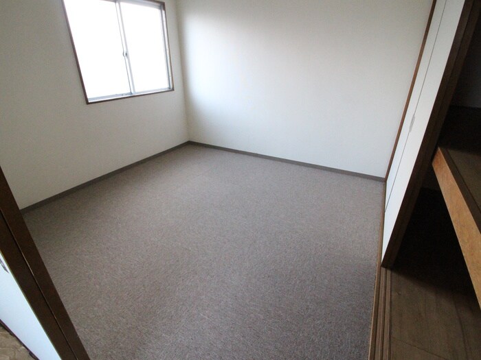 物件内観写真16　(居室)