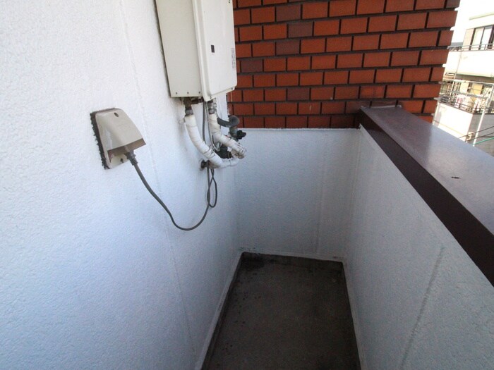 物件内観写真19　(洗濯機置場)