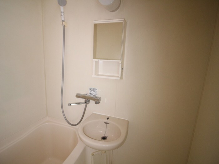 物件内観写真11　(洗面)