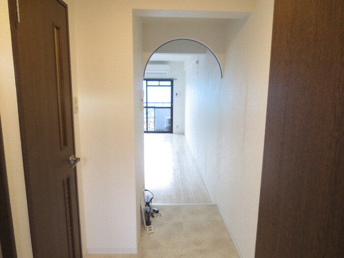 物件内観写真21　(廊下)