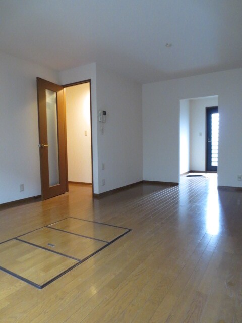 物件内観写真8　(靴箱)