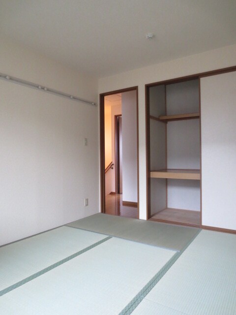 物件内観写真11　(居室)