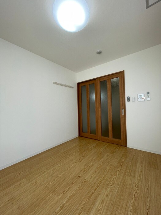 物件内観写真22　(居室)