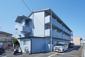 タナカマンション外観写真