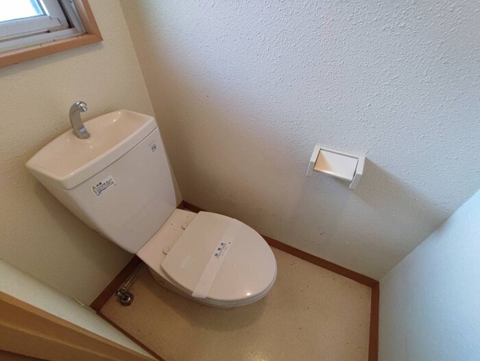 物件内観写真17　(トイレ)