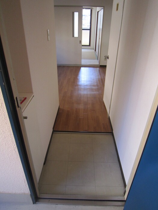 物件内観写真7　(廊下)