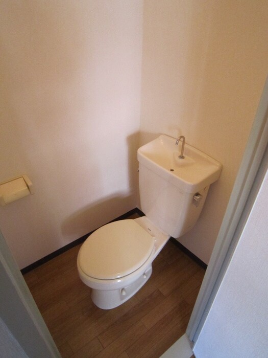 物件内観写真10　(トイレ)