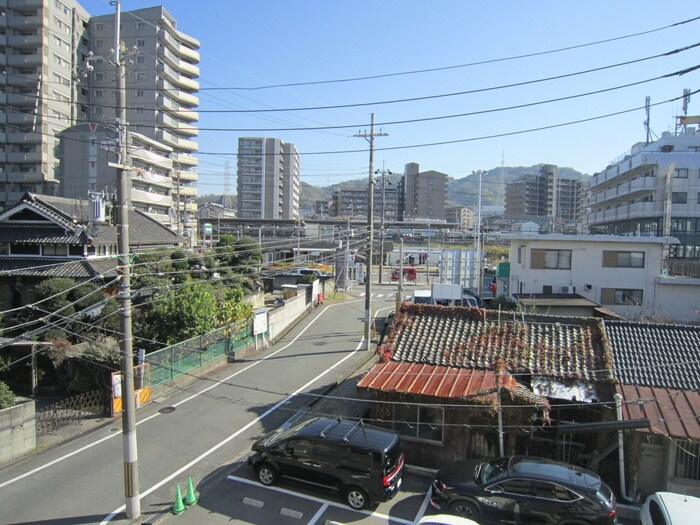 物件内観写真16　(室内からの展望)