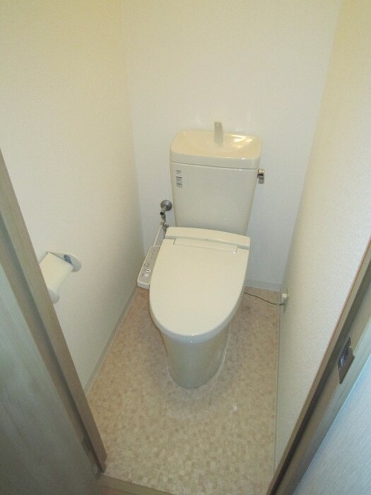 物件内観写真11　(トイレ)