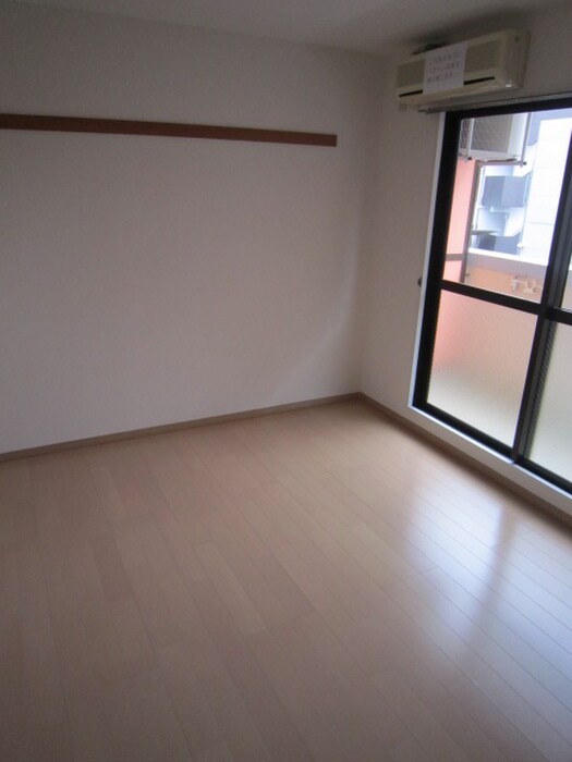 物件内観写真14　(居室)