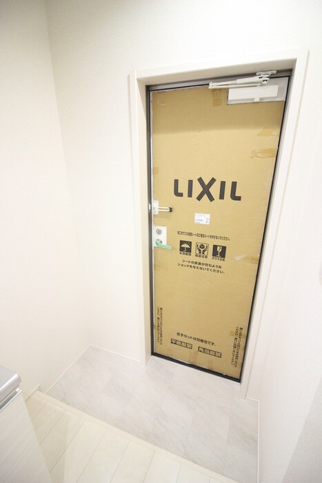 物件内観写真21　(玄関)