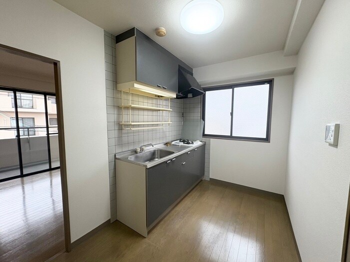 物件内観写真8　(キッチン)