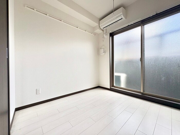 物件内観写真13　(居室)