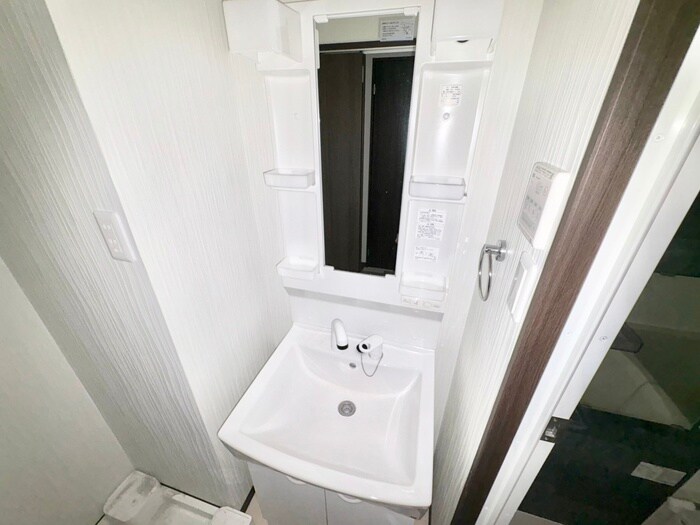 物件内観写真15　(洗面)