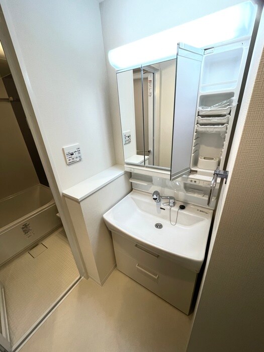 物件内観写真10　(洗面)