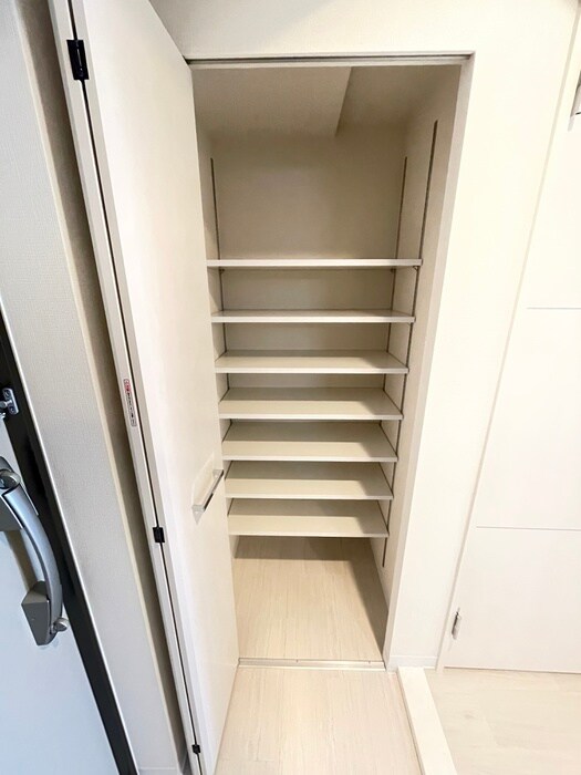 物件内観写真17　(靴箱)