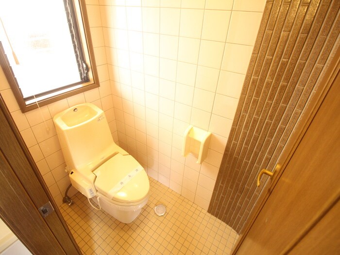 物件内観写真12　(トイレ)