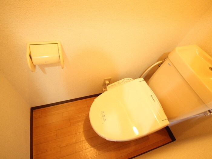 物件内観写真8　(トイレ)