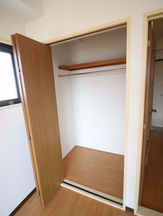 物件内観写真17　(収納)