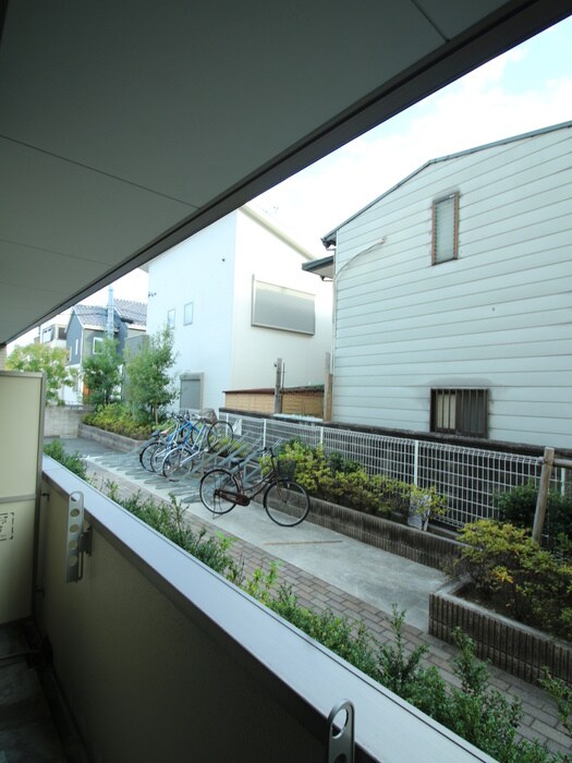 物件内観写真22　(室内からの展望)