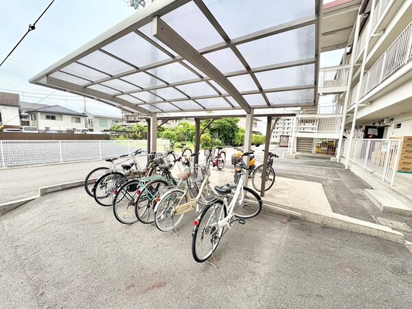 駐輪場
