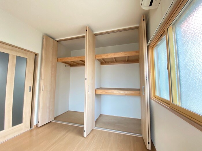 物件内観写真11　(収納)