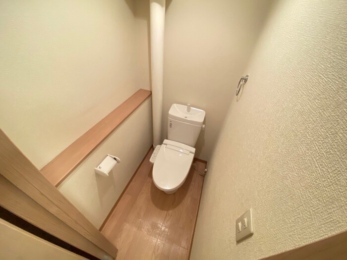 物件内観写真16　(トイレ)