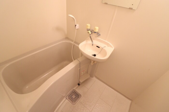 物件内観写真10　(バス／シャワールーム等)