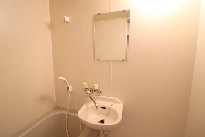 物件内観写真11　(洗面)