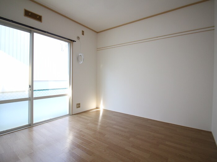 物件内観写真12　(居室)