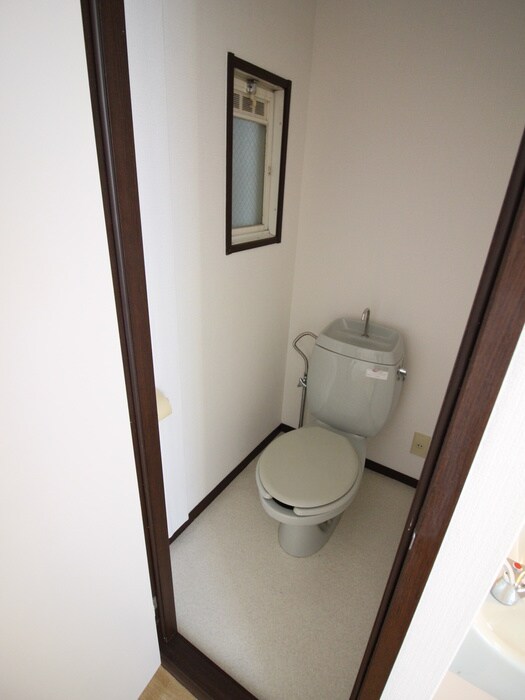 物件内観写真13　(トイレ)