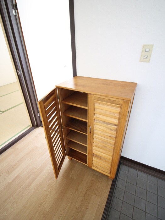 物件内観写真15　(靴箱)
