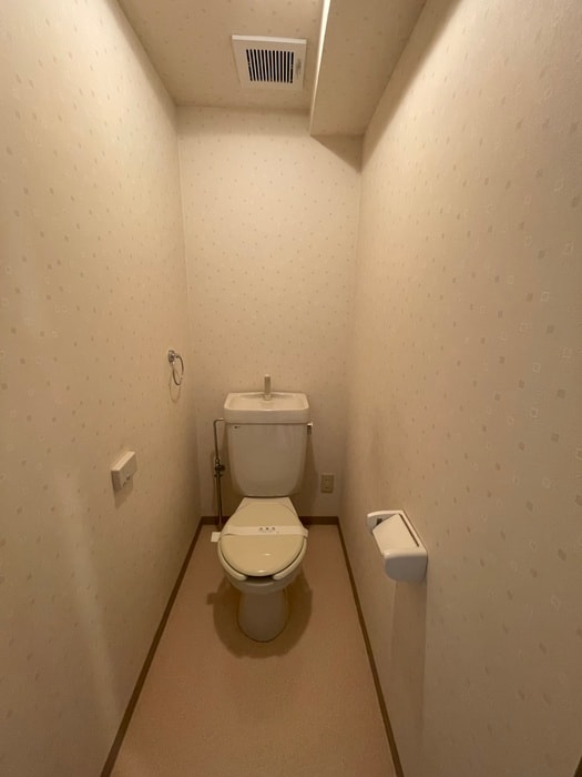 物件内観写真12　(トイレ)