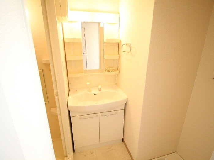 物件内観写真12　(洗面)