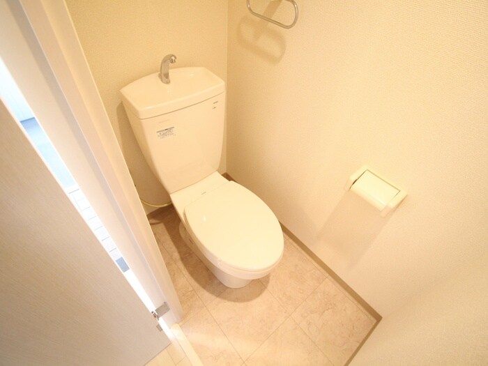 物件内観写真14　(トイレ)