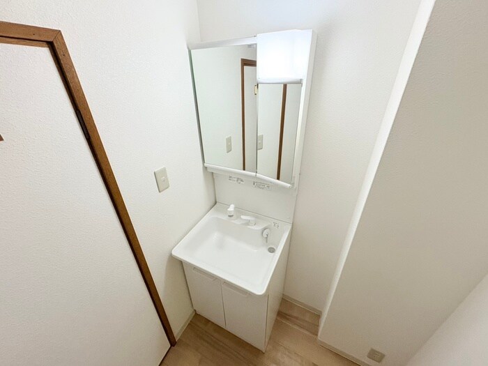 物件内観写真12　(洗面)