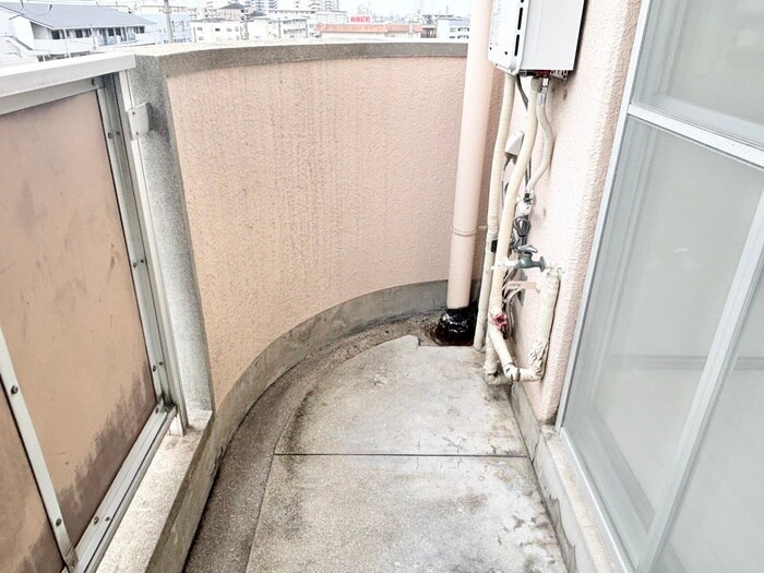 物件内観写真13　(洗濯機置場)