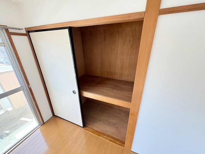 物件内観写真18　(収納)