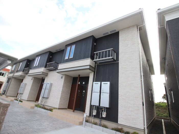 物件外観写真2　(外観写真)