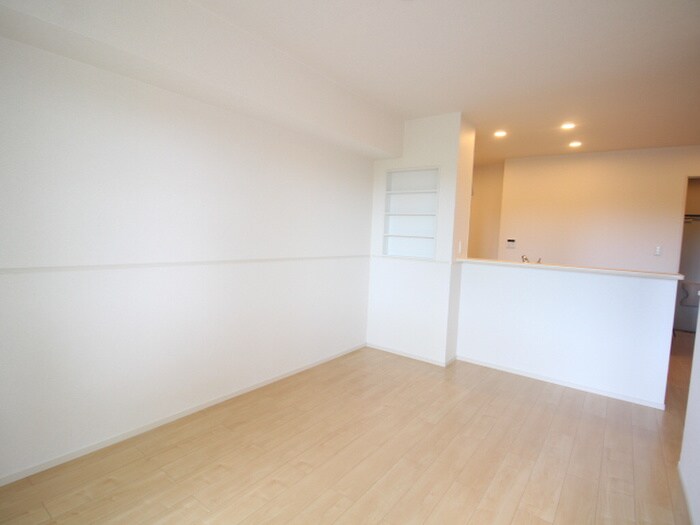 物件内観写真9　(居室)