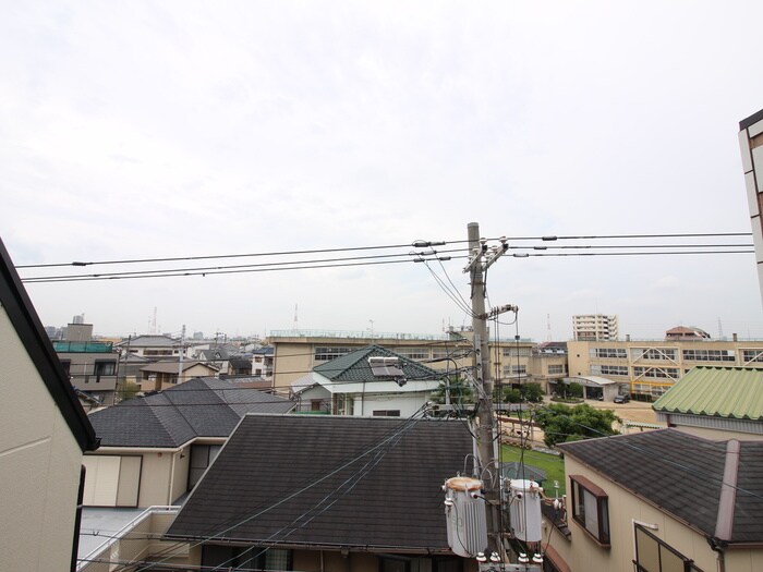 物件内観写真21　(室内からの展望)