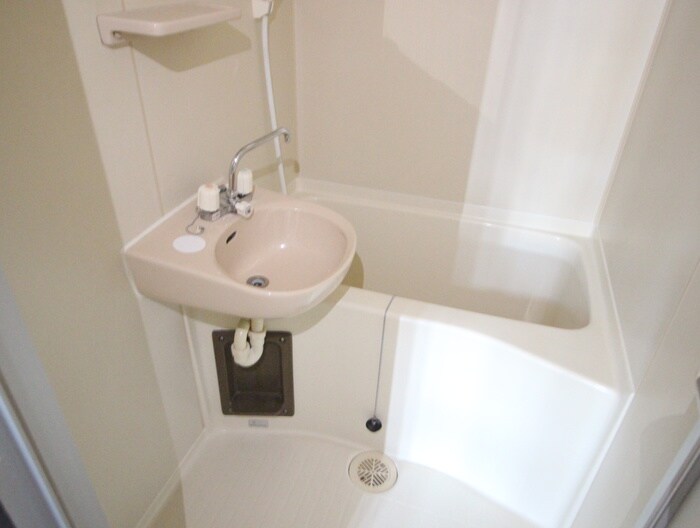 物件内観写真12　(バス／シャワールーム等)