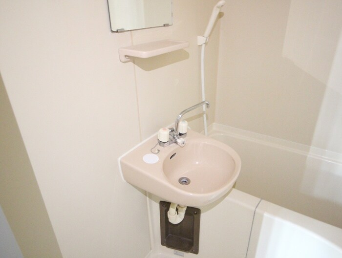 物件内観写真13　(洗面)