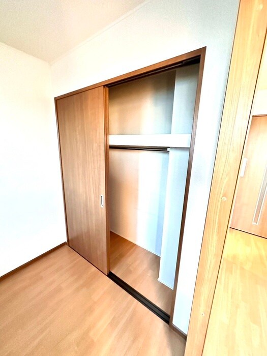 物件内観写真10　(収納)