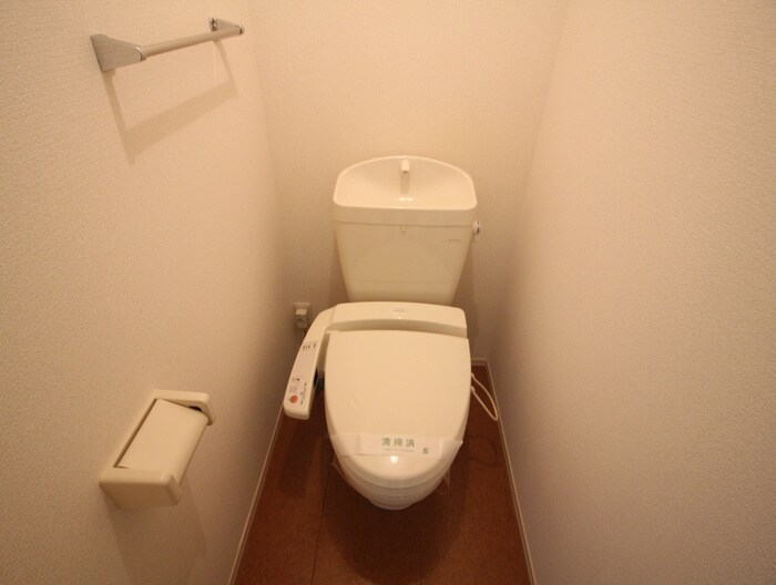 物件内観写真11　(トイレ)