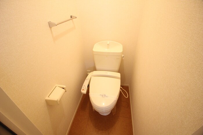 物件内観写真11　(トイレ)