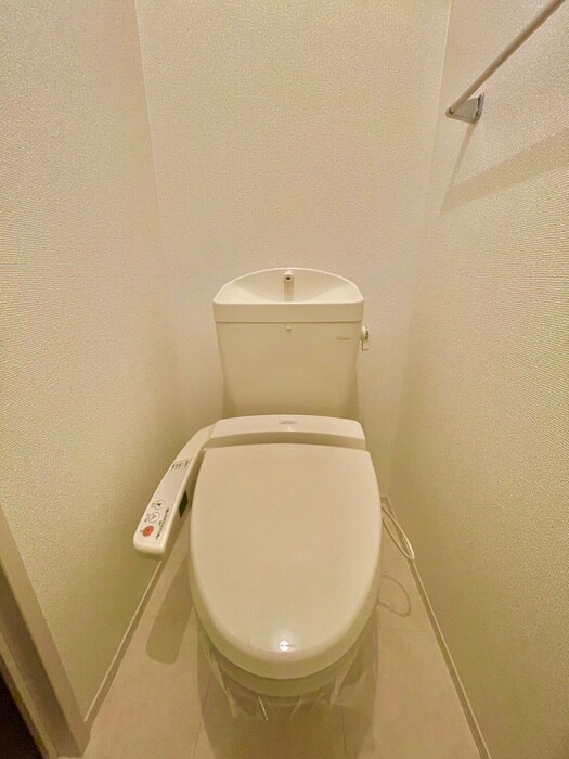 物件内観写真12　(トイレ)