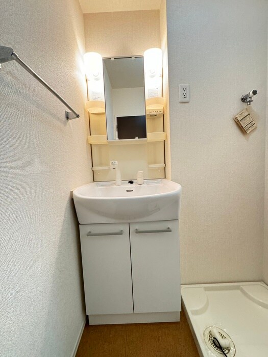 物件内観写真13　(洗面)