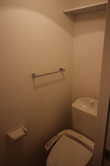 物件内観写真15　(トイレ)